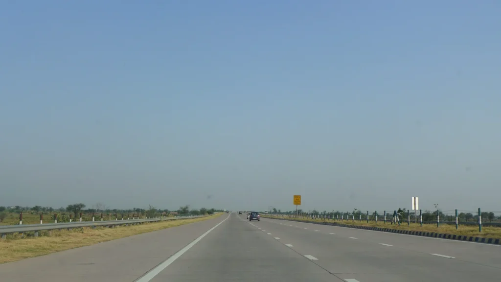 ग्रेटर नोएडा बस अग्निकांड: पीएम मोदी ने दुख व्यक्त किया, PMNRF से ₹2 लाख की अनुग्रह राशि स्वीकृत